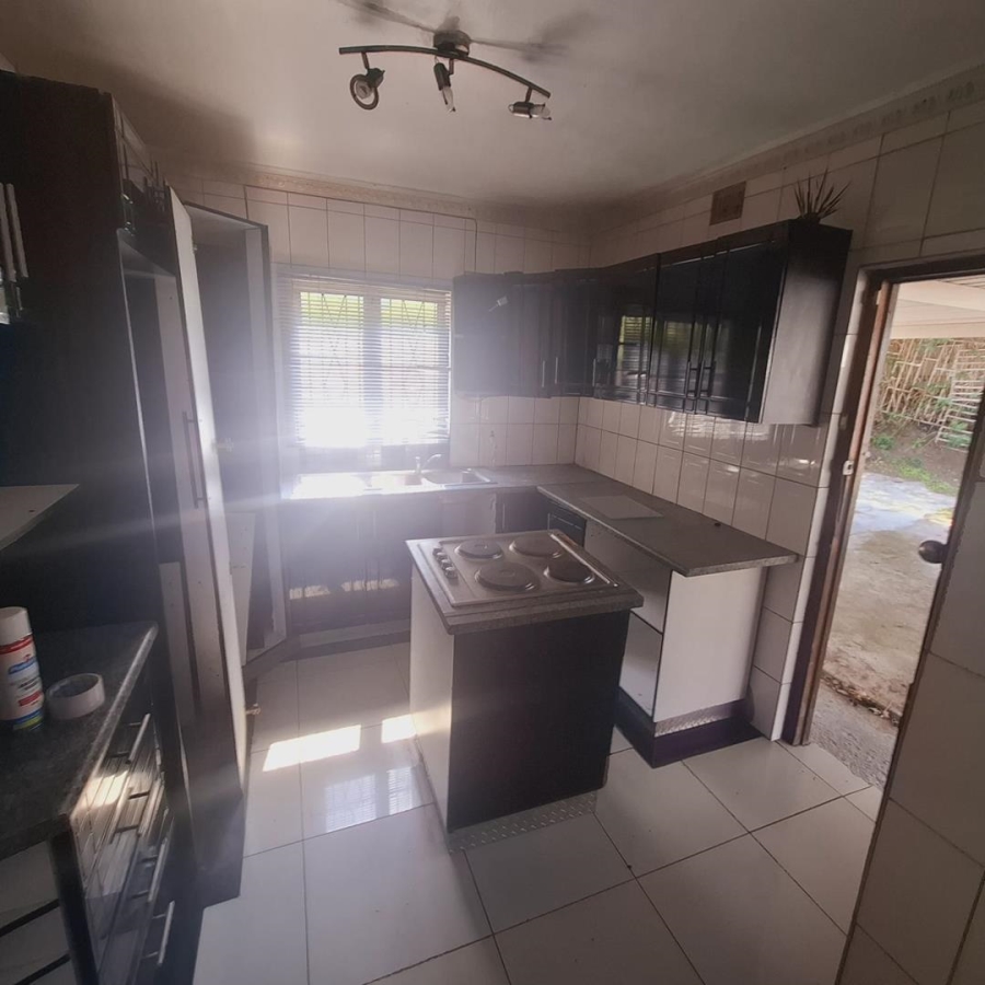 3 Bedroom Property for Sale in Havenside KwaZulu-Natal