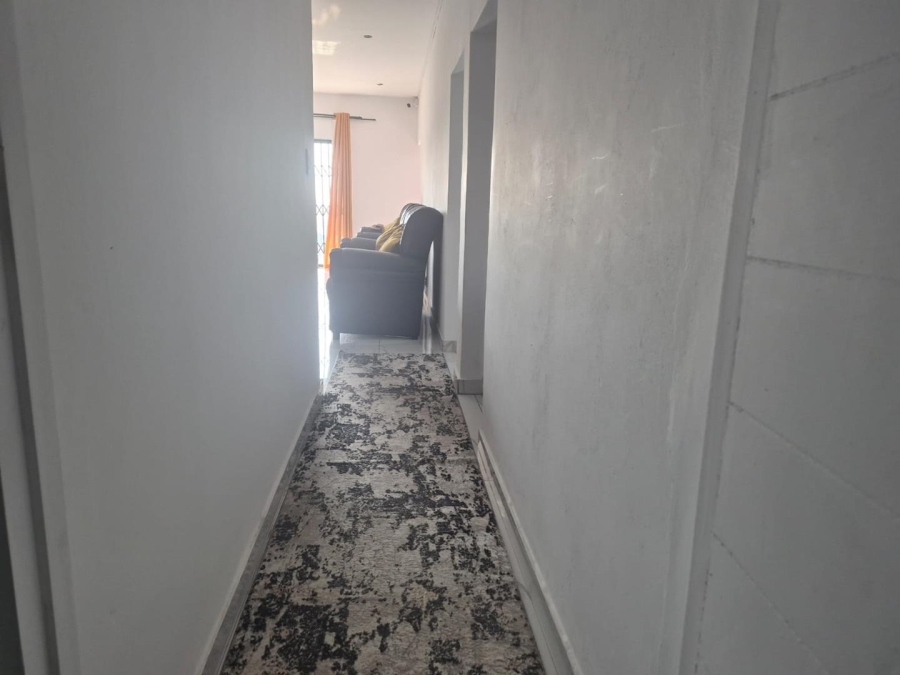 To Let 3 Bedroom Property for Rent in Bluff KwaZulu-Natal