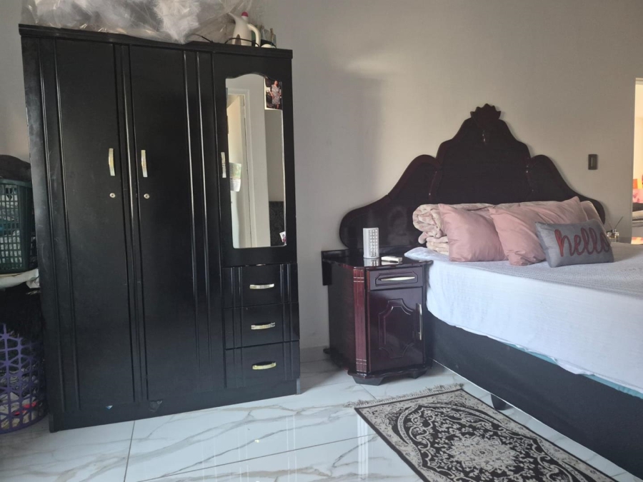 To Let 3 Bedroom Property for Rent in Bluff KwaZulu-Natal