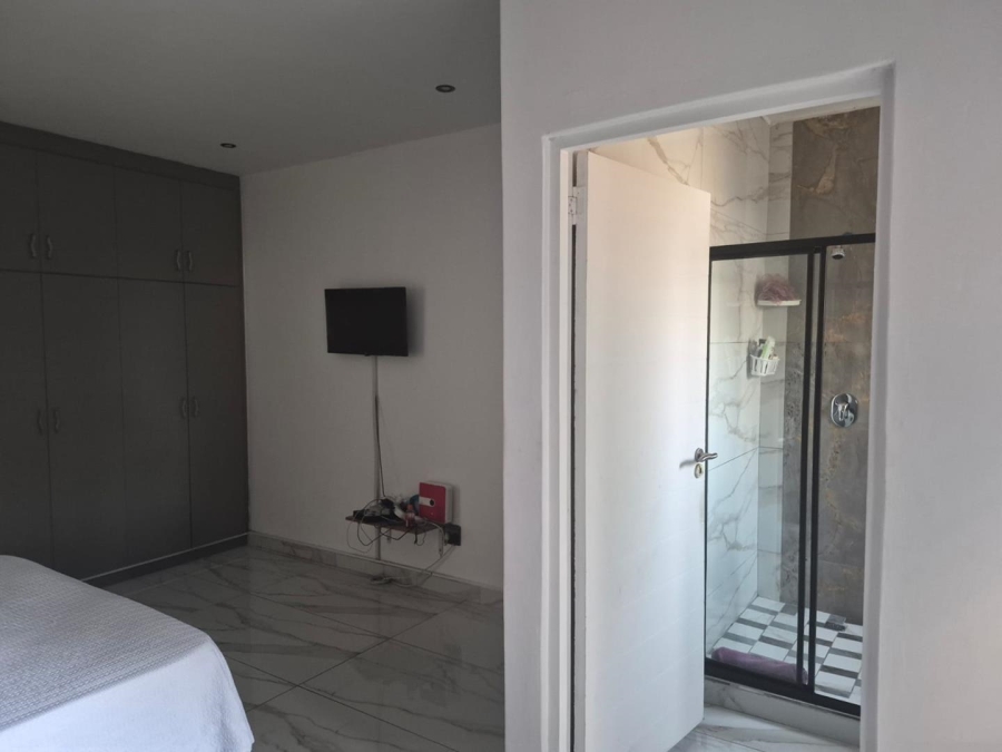 To Let 3 Bedroom Property for Rent in Bluff KwaZulu-Natal