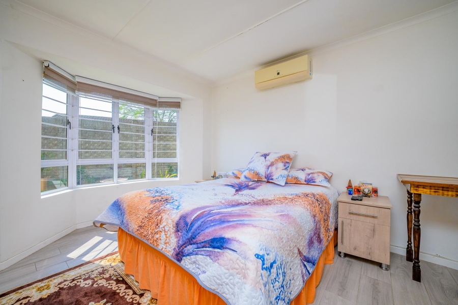 2 Bedroom Property for Sale in Sherwood KwaZulu-Natal