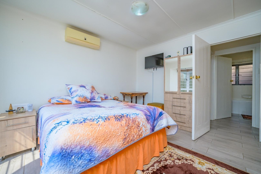 2 Bedroom Property for Sale in Sherwood KwaZulu-Natal
