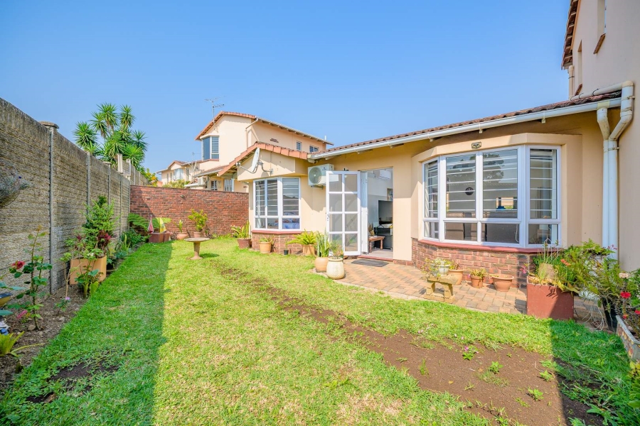 2 Bedroom Property for Sale in Sherwood KwaZulu-Natal