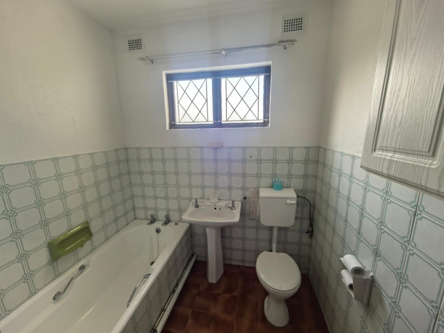 To Let 2 Bedroom Property for Rent in Umhlatuzana KwaZulu-Natal