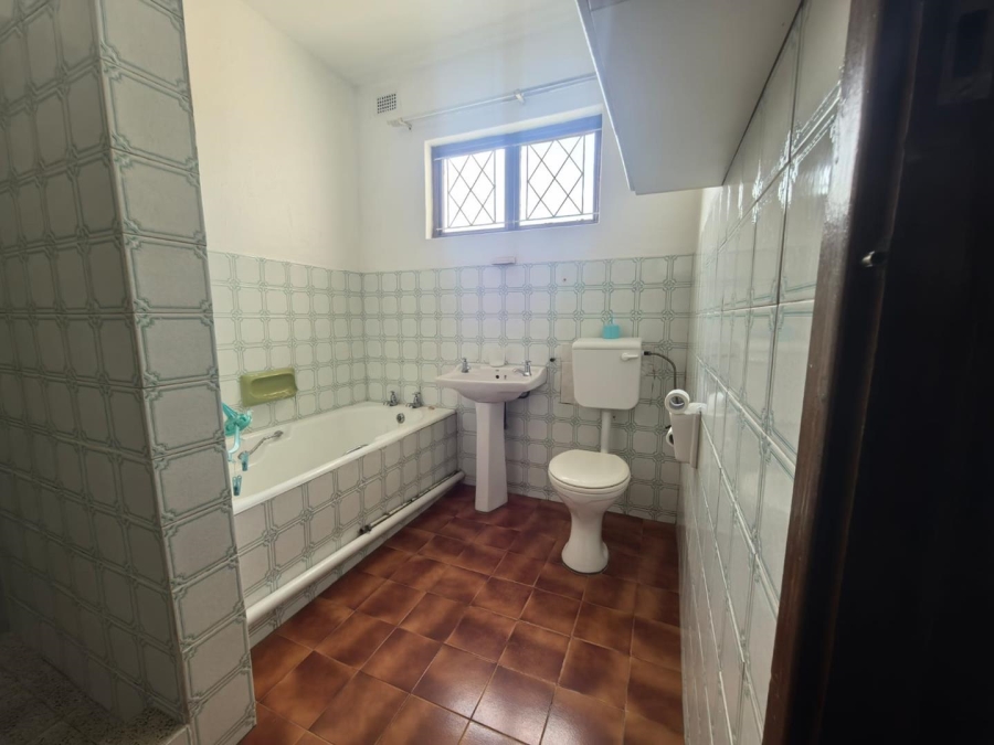 To Let 2 Bedroom Property for Rent in Umhlatuzana KwaZulu-Natal