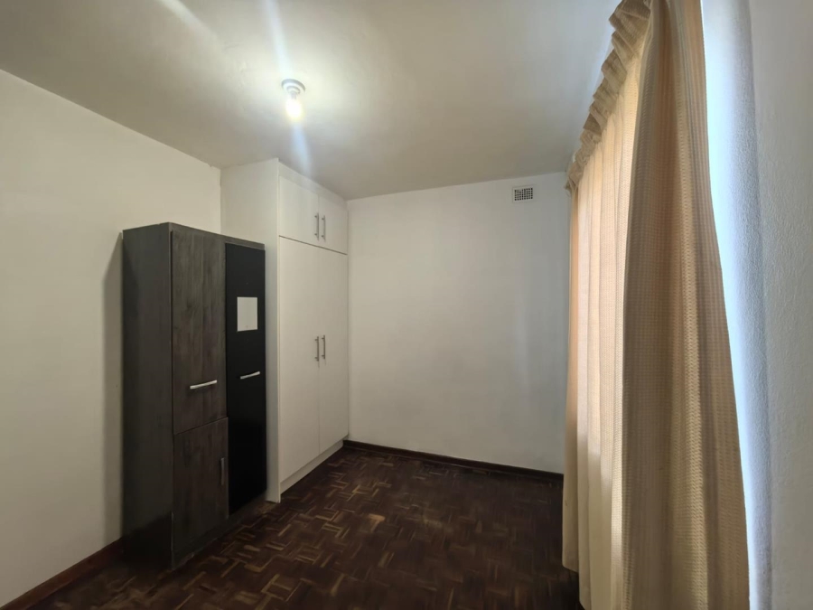To Let 2 Bedroom Property for Rent in Umhlatuzana KwaZulu-Natal