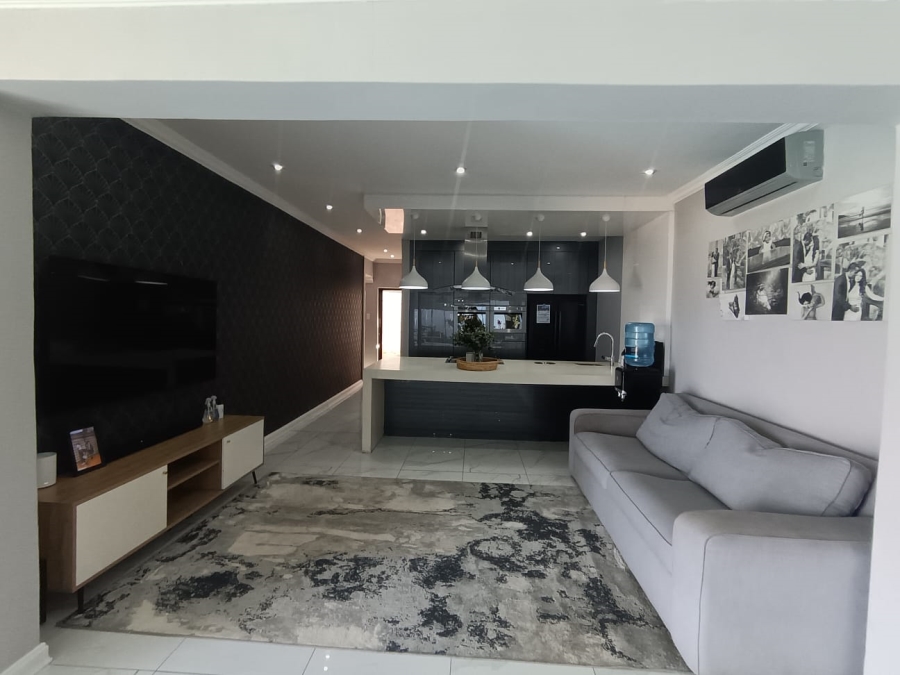4 Bedroom Property for Sale in Bluff KwaZulu-Natal