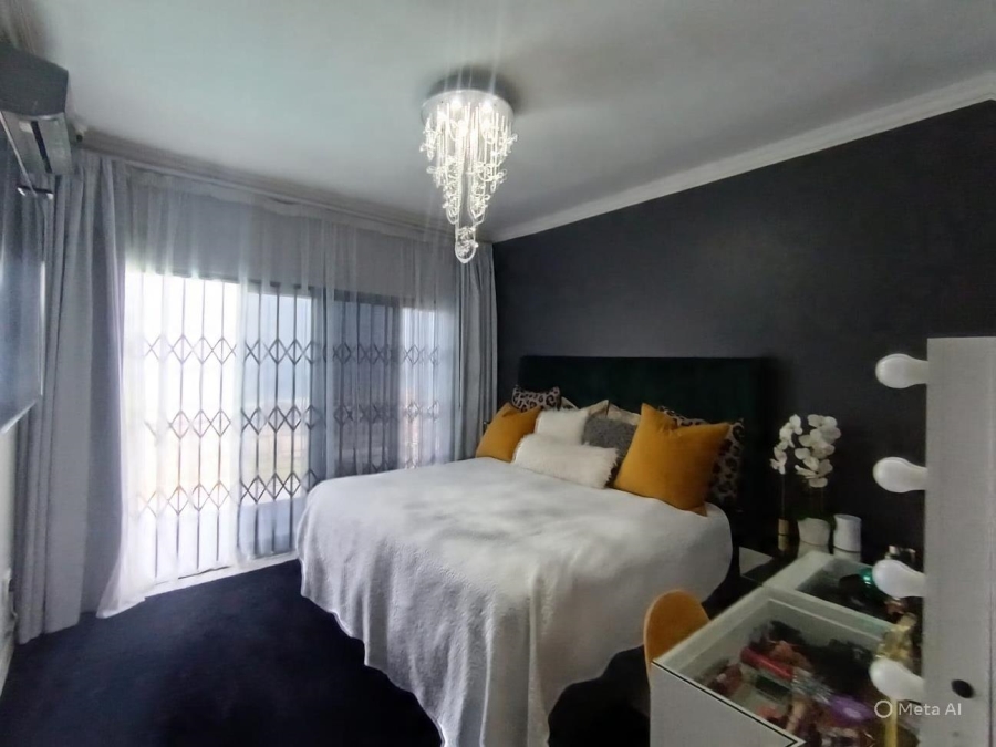 4 Bedroom Property for Sale in Bluff KwaZulu-Natal