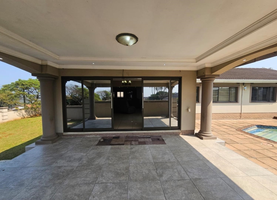 To Let 4 Bedroom Property for Rent in Bluff KwaZulu-Natal