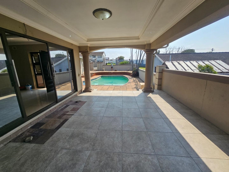 To Let 4 Bedroom Property for Rent in Bluff KwaZulu-Natal