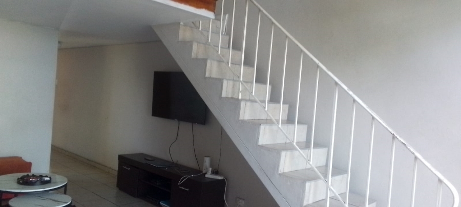 2 Bedroom Property for Sale in Durban Central KwaZulu-Natal