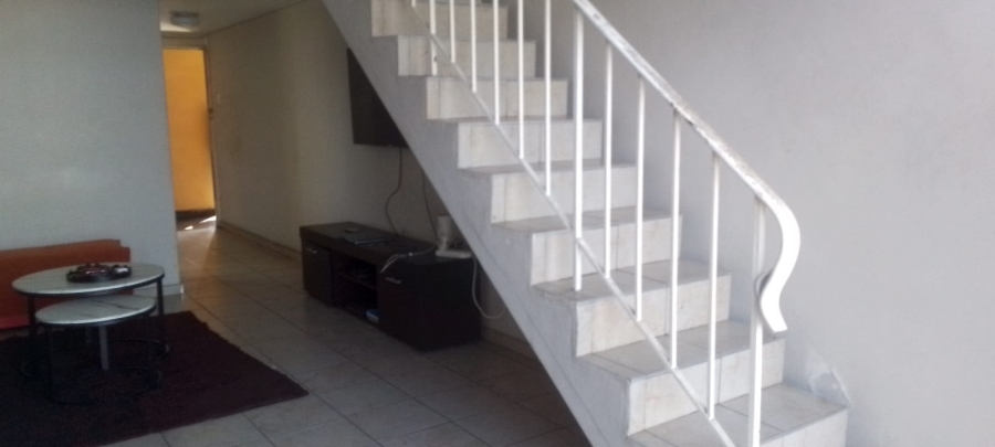 2 Bedroom Property for Sale in Durban Central KwaZulu-Natal