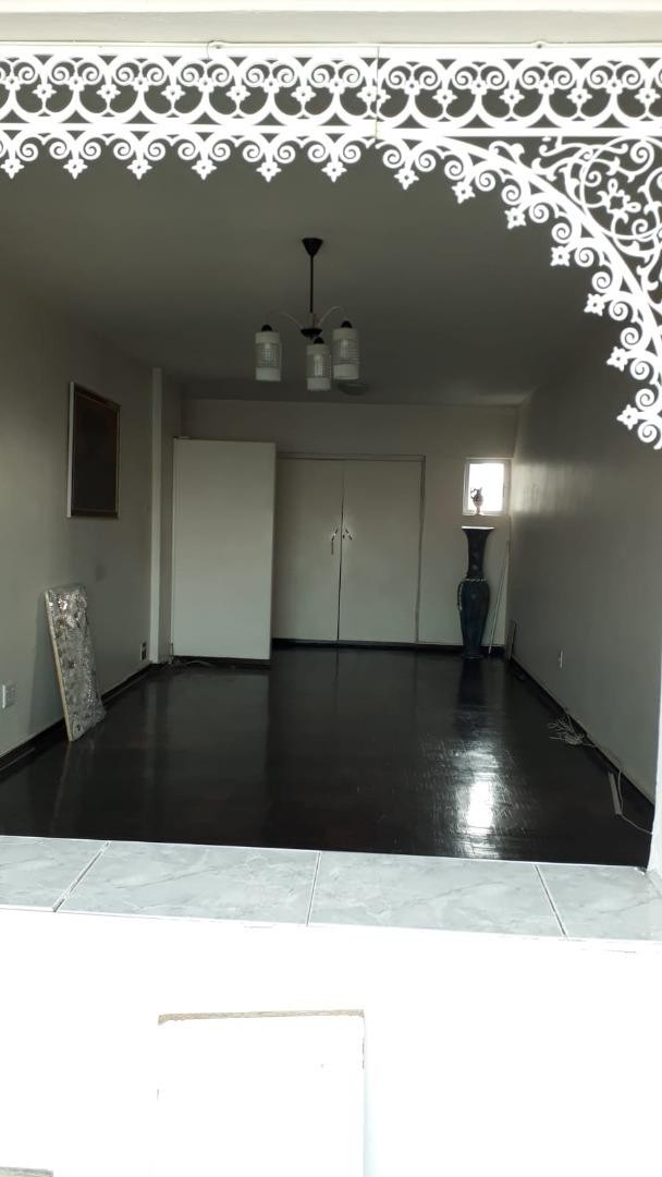 2 Bedroom Property for Sale in Durban Central KwaZulu-Natal