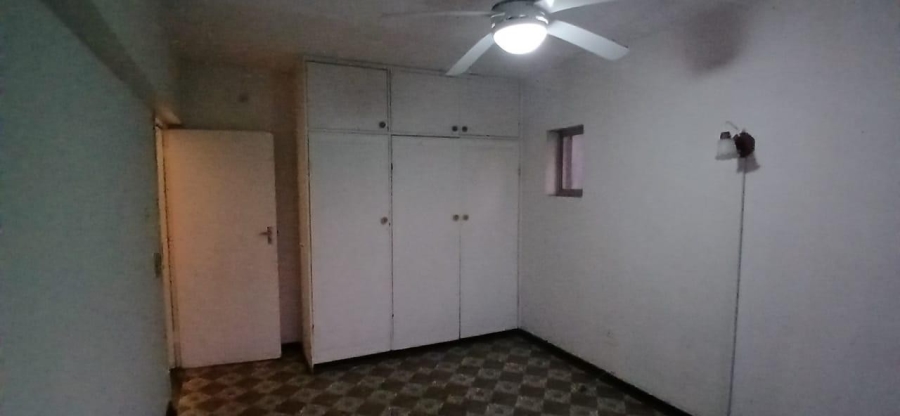 2 Bedroom Property for Sale in Durban Central KwaZulu-Natal