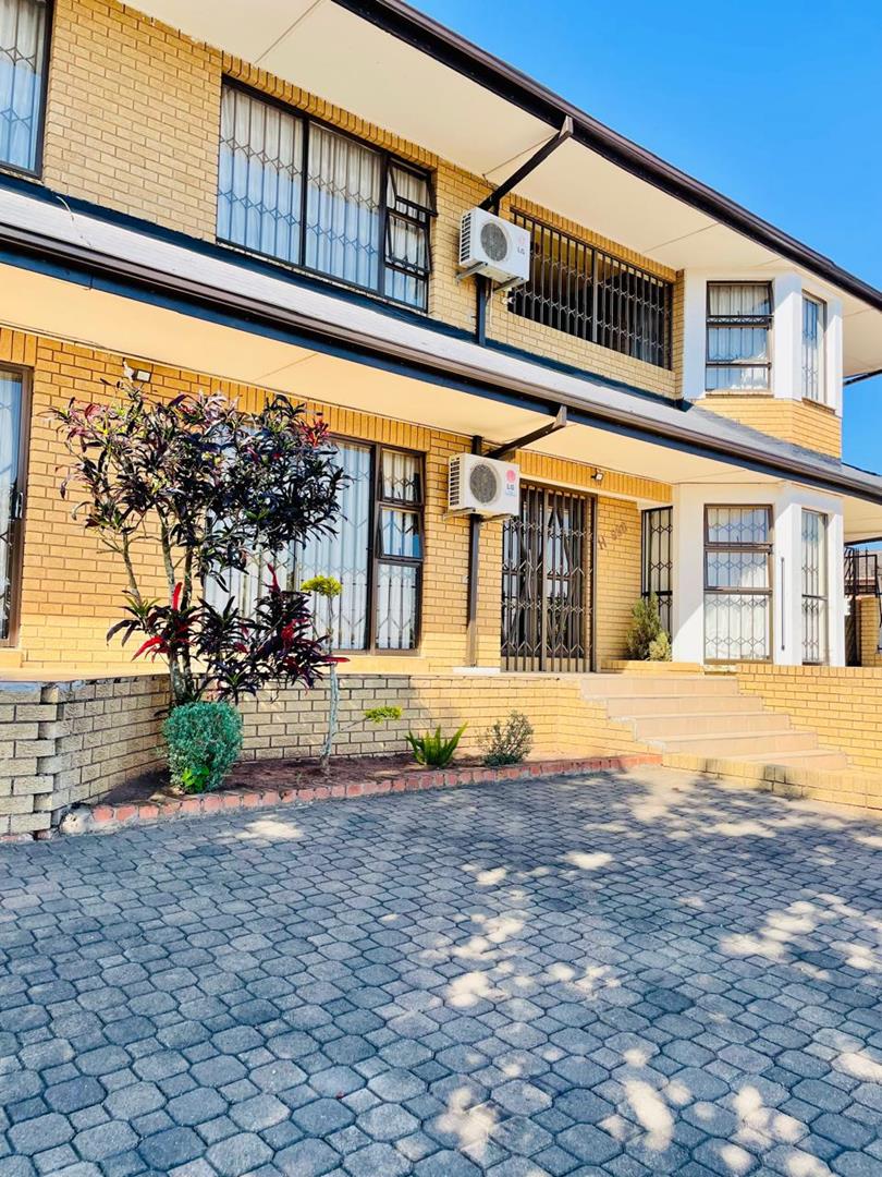 6 Bedroom Property for Sale in Mpumalanga KwaZulu-Natal