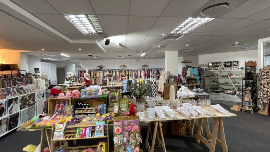 To Let Commercial Property for Rent in Sunningdale KwaZulu-Natal