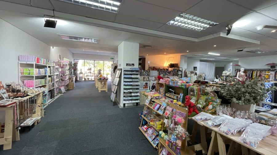 To Let Commercial Property for Rent in Sunningdale KwaZulu-Natal