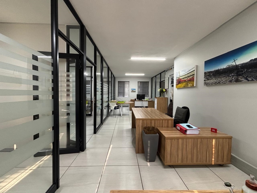 To Let Commercial Property for Rent in Hillcrest KwaZulu-Natal