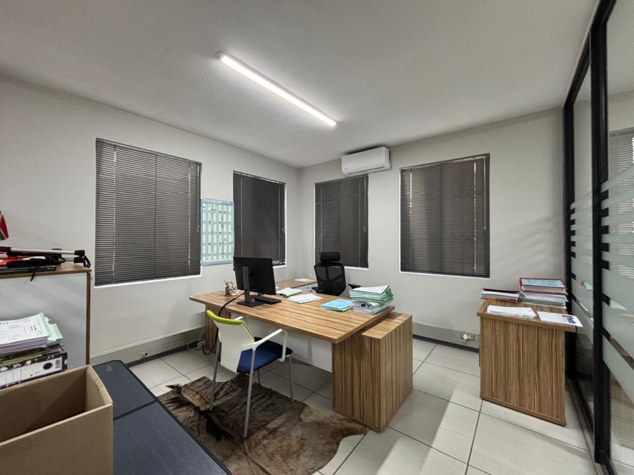 To Let Commercial Property for Rent in Hillcrest KwaZulu-Natal