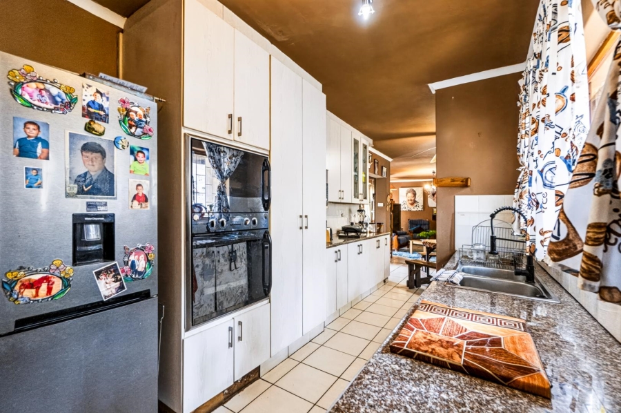 3 Bedroom Property for Sale in Amanzimtoti KwaZulu-Natal