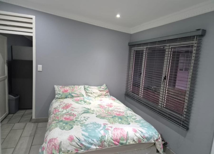 To Let 1 Bedroom Property for Rent in Bluff KwaZulu-Natal