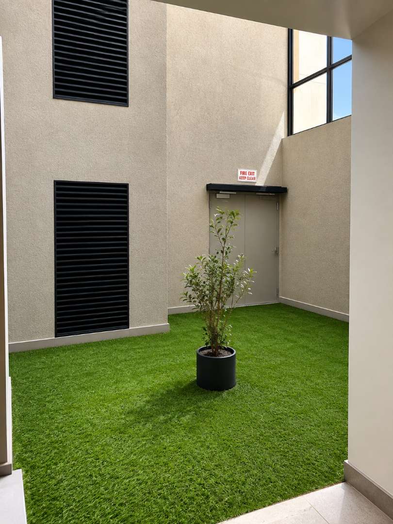 To Let Commercial Property for Rent in Umhlanga Ridge KwaZulu-Natal