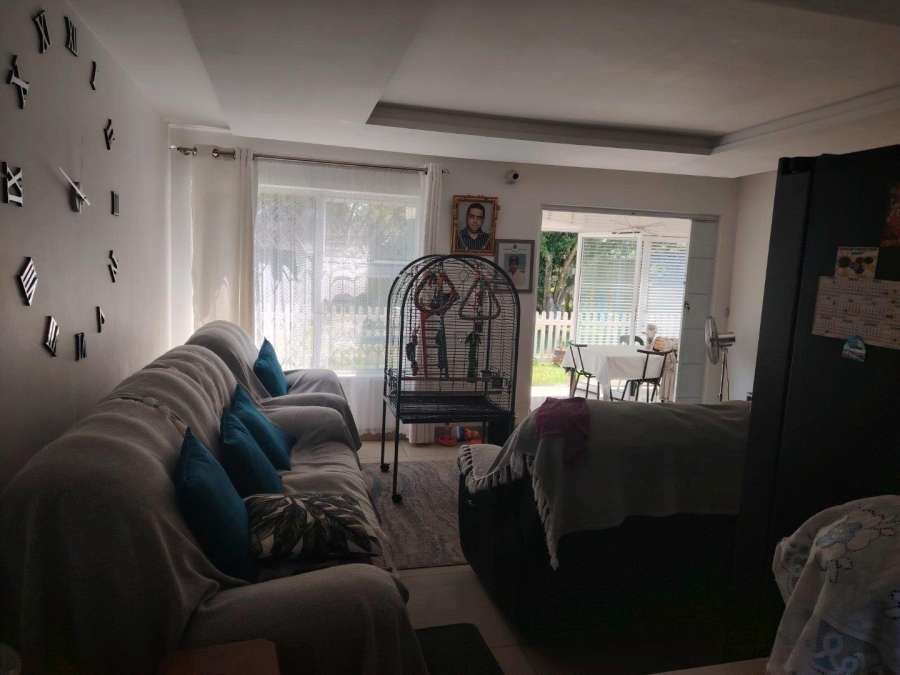 2 Bedroom Property for Sale in Kindlewood Estate KwaZulu-Natal