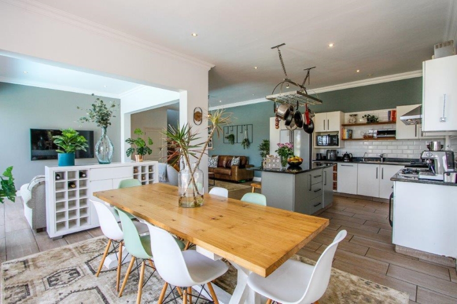 4 Bedroom Property for Sale in Kindlewood Estate KwaZulu-Natal