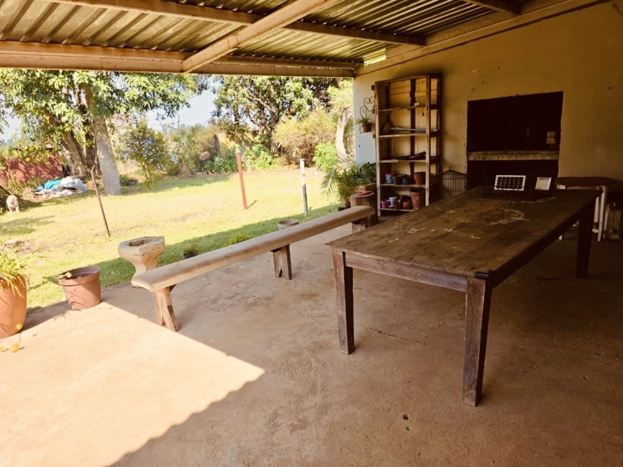 5 Bedroom Property for Sale in Louwsburg KwaZulu-Natal