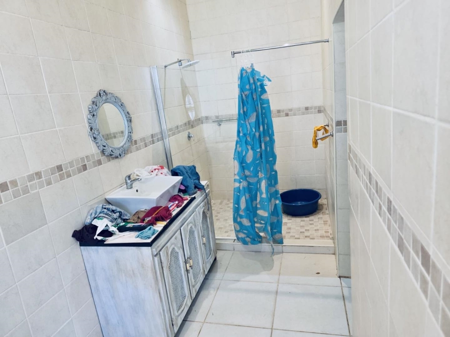 5 Bedroom Property for Sale in Louwsburg KwaZulu-Natal