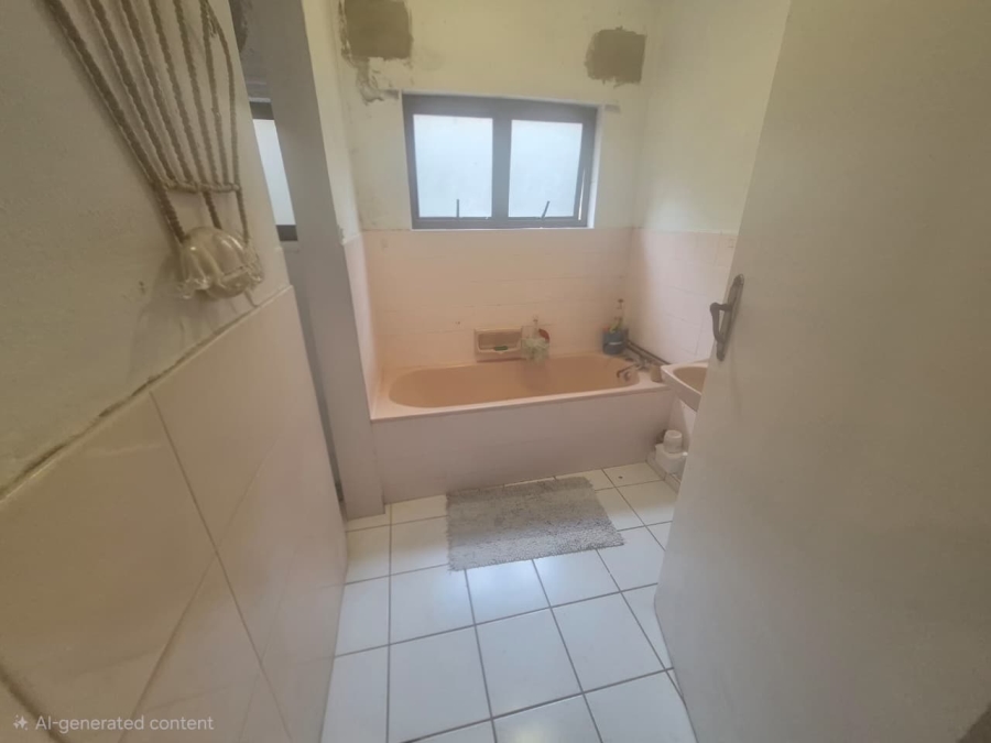 4 Bedroom Property for Sale in Escombe KwaZulu-Natal