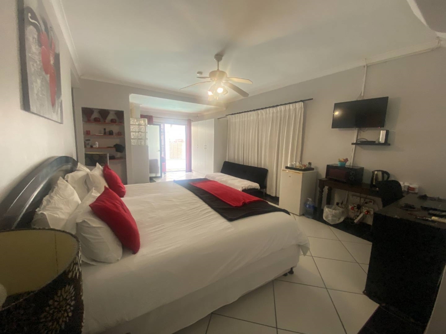 8 Bedroom Property for Sale in Westville KwaZulu-Natal