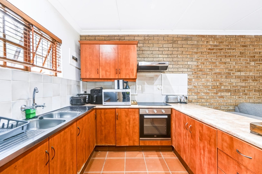 2 Bedroom Property for Sale in Amanzimtoti KwaZulu-Natal