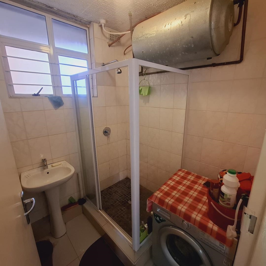 To Let 2 Bedroom Property for Rent in Malvern KwaZulu-Natal