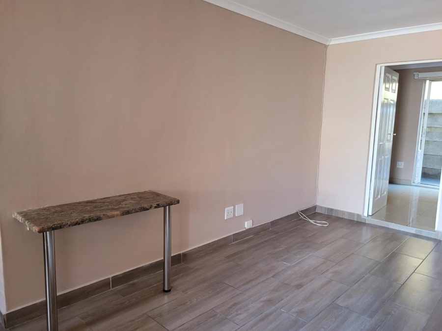 To Let 2 Bedroom Property for Rent in Bluff KwaZulu-Natal