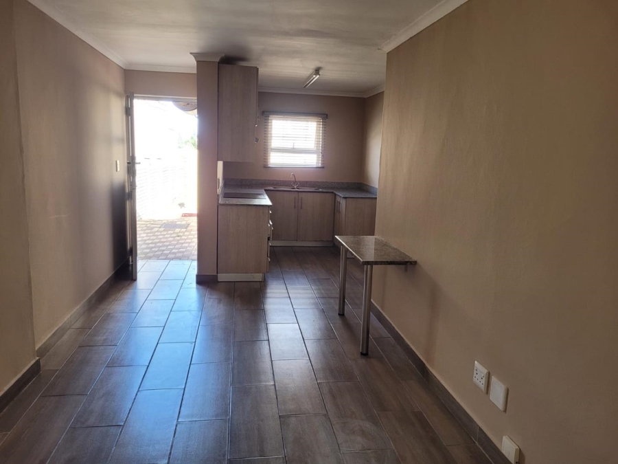 To Let 2 Bedroom Property for Rent in Bluff KwaZulu-Natal