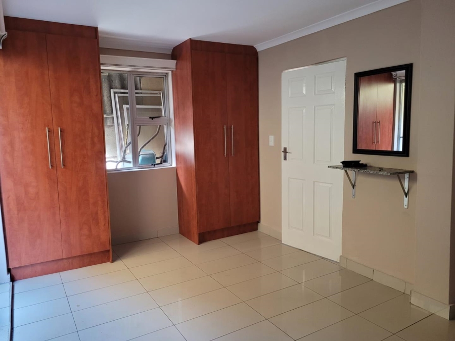 To Let 2 Bedroom Property for Rent in Bluff KwaZulu-Natal