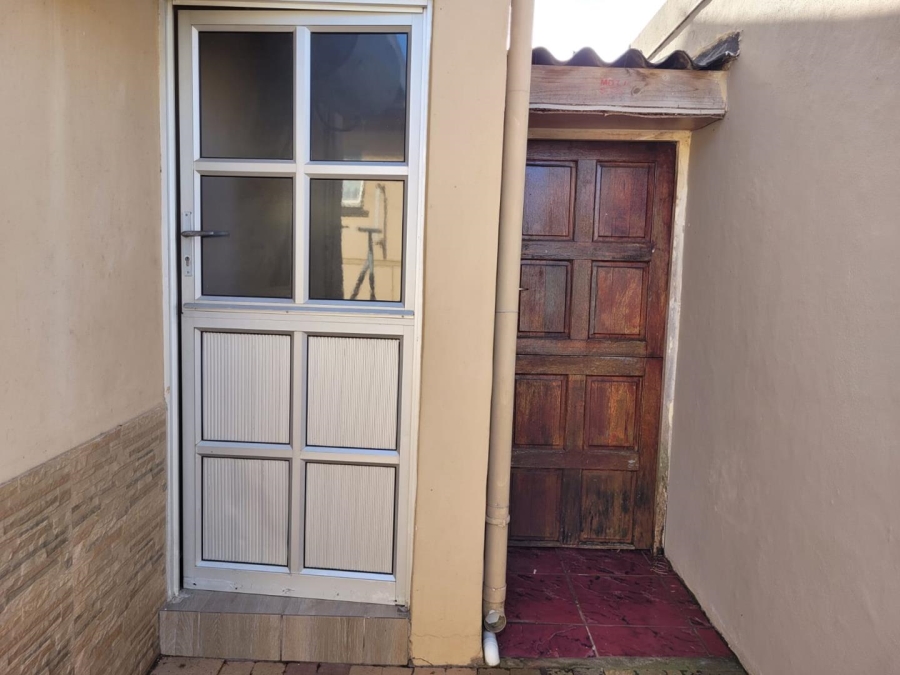 To Let 2 Bedroom Property for Rent in Bluff KwaZulu-Natal