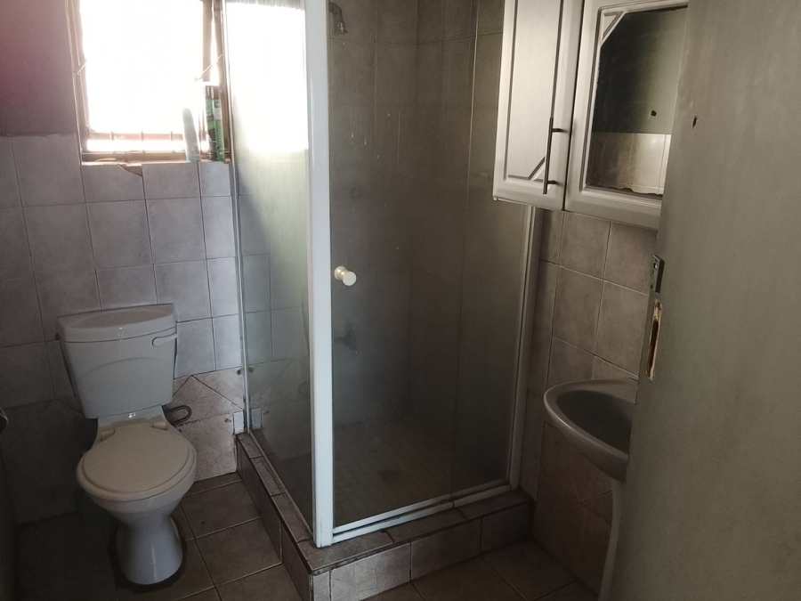 2 Bedroom Property for Sale in Raisethorpe KwaZulu-Natal