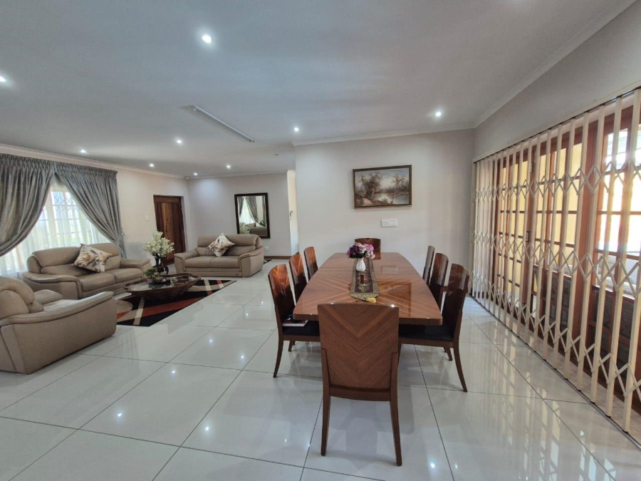 5 Bedroom Property for Sale in Malvern KwaZulu-Natal
