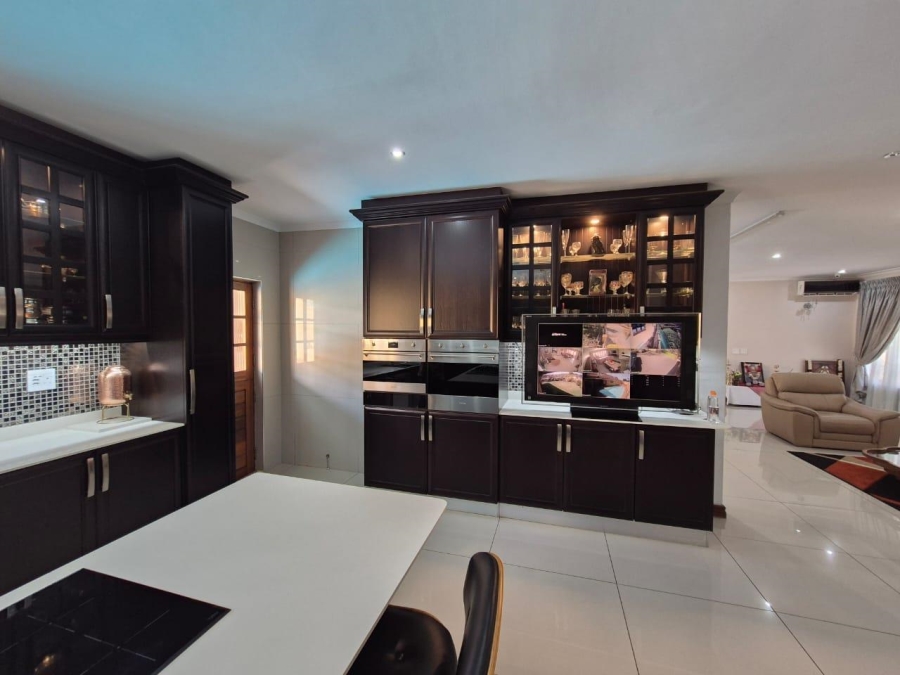 5 Bedroom Property for Sale in Malvern KwaZulu-Natal