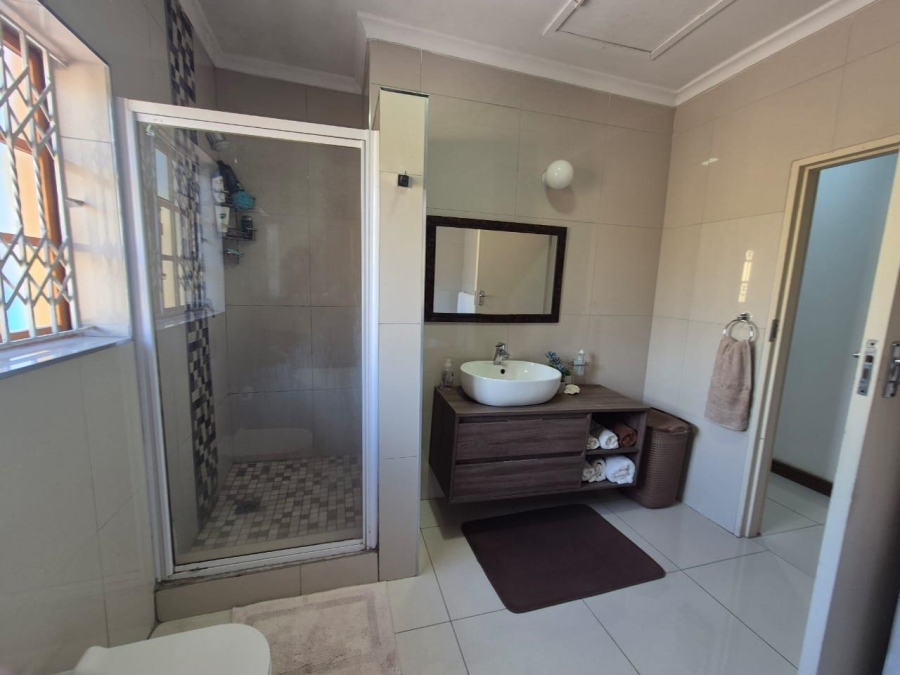 5 Bedroom Property for Sale in Malvern KwaZulu-Natal