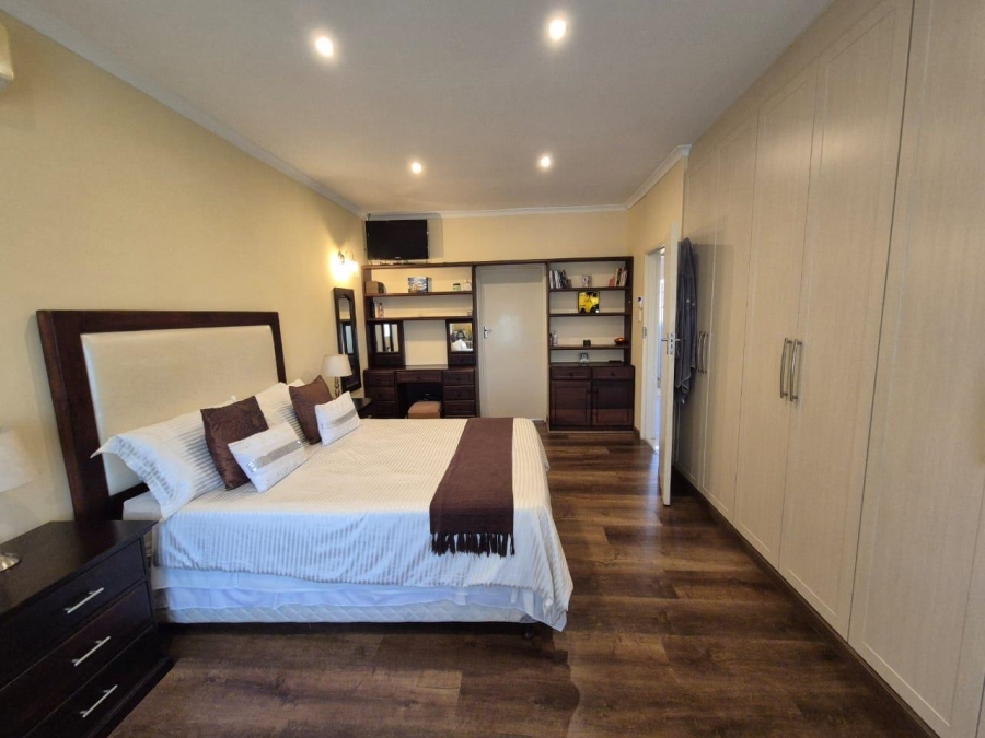 5 Bedroom Property for Sale in Malvern KwaZulu-Natal