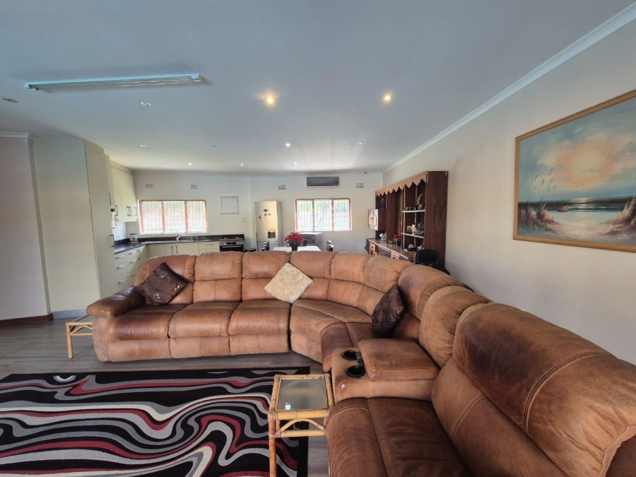 5 Bedroom Property for Sale in Malvern KwaZulu-Natal