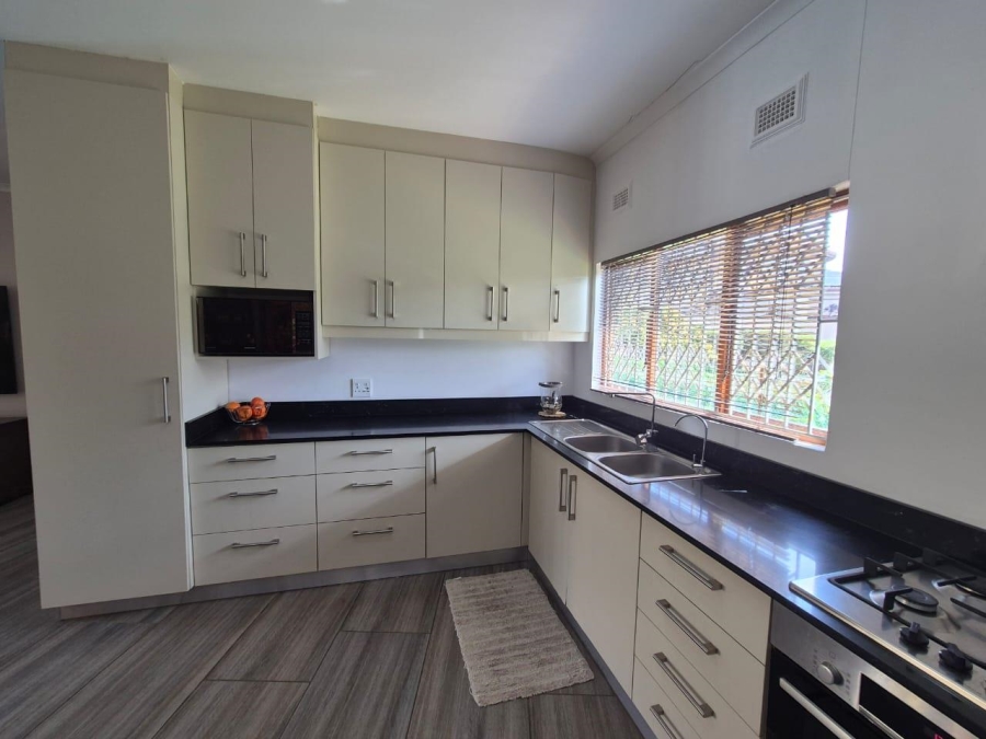 5 Bedroom Property for Sale in Malvern KwaZulu-Natal