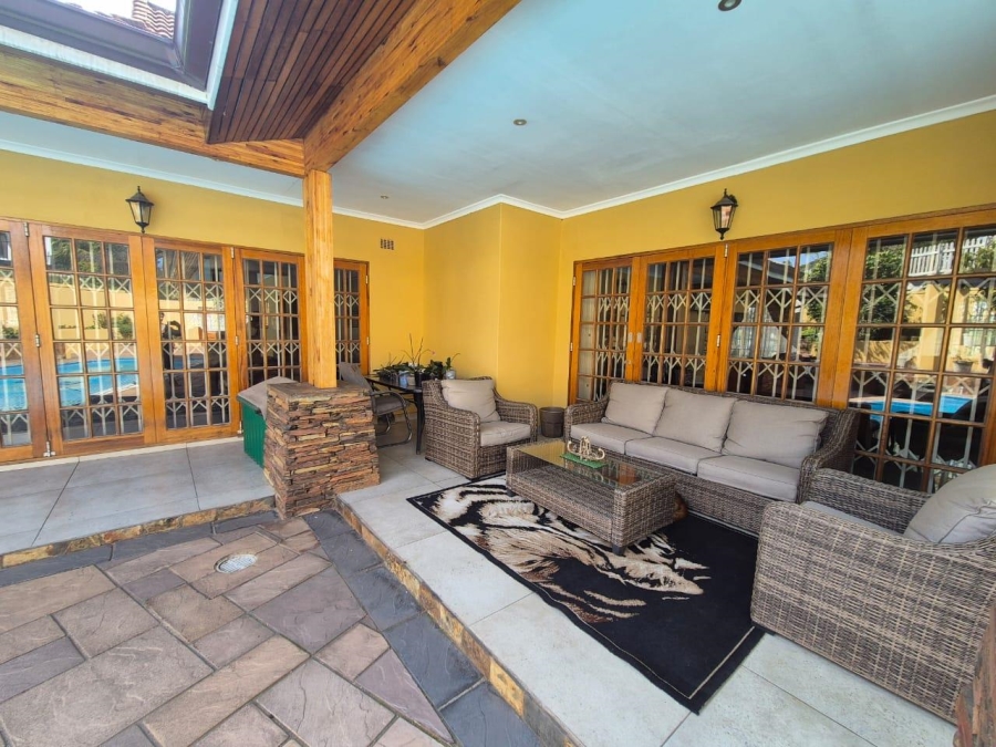 5 Bedroom Property for Sale in Malvern KwaZulu-Natal