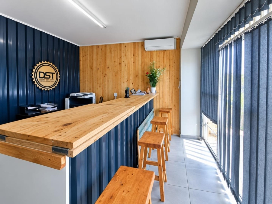 To Let Commercial Property for Rent in Alton KwaZulu-Natal