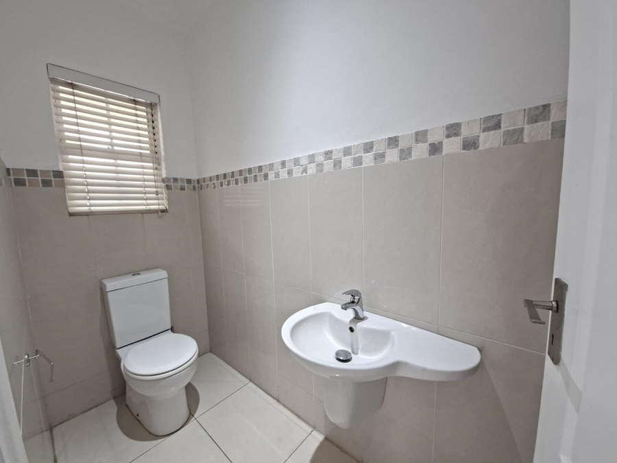 To Let 3 Bedroom Property for Rent in Mount Edgecombe Country Estate KwaZulu-Natal