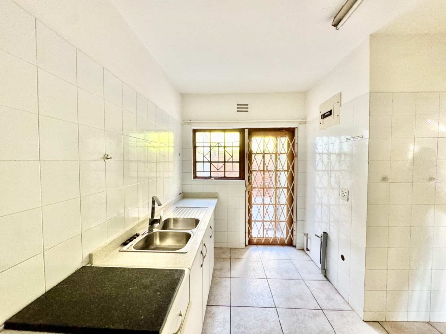 To Let 3 Bedroom Property for Rent in Sunningdale KwaZulu-Natal