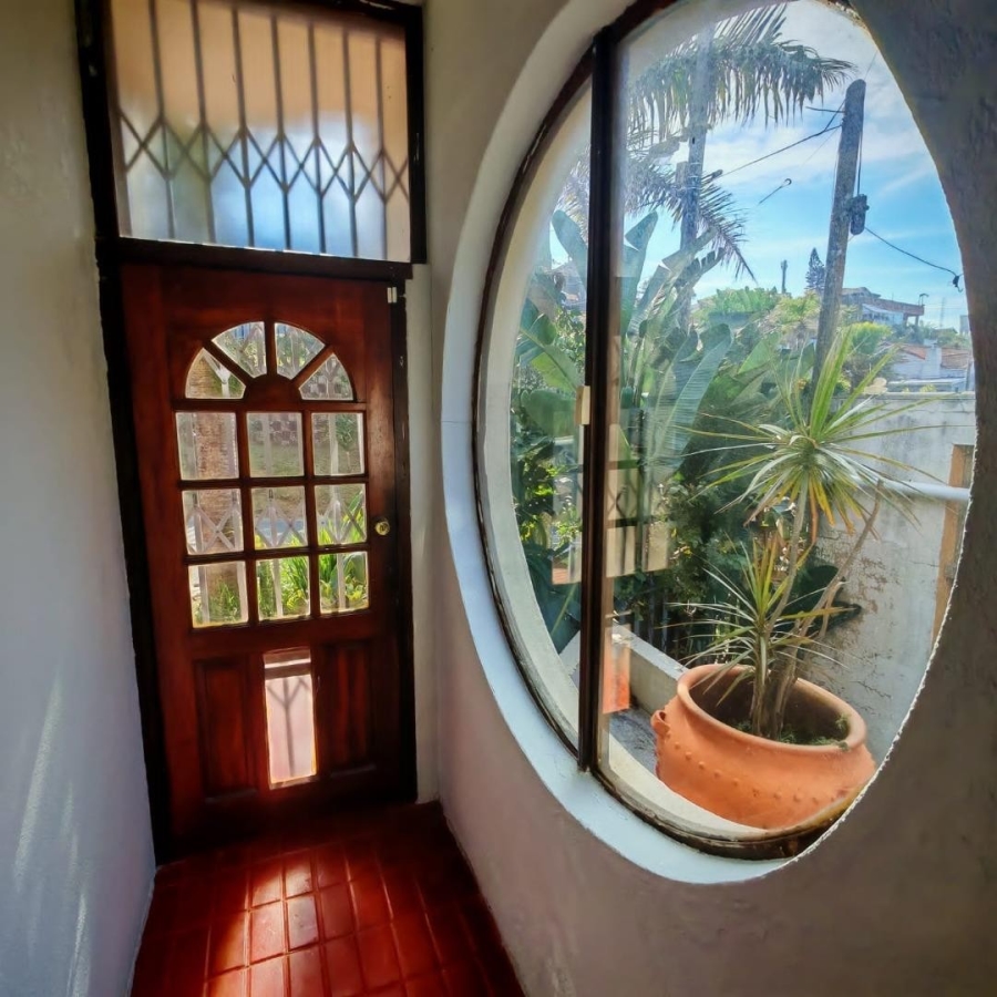 5 Bedroom Property for Sale in Bluff KwaZulu-Natal